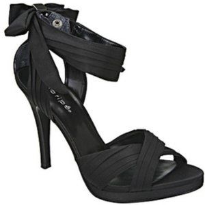 Maripe Black Mallard Bow Ankle Strap Stiletto Heels Size 8